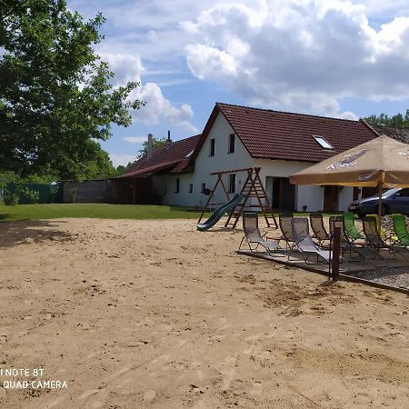Apartmany Natalie Dvory nad Luznici 外观 照片