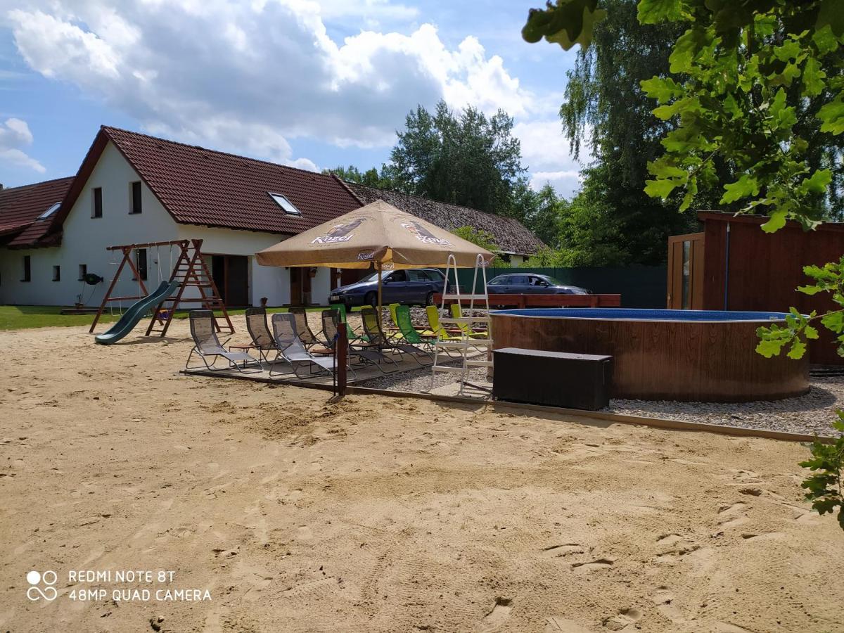 Apartmany Natalie Dvory nad Luznici 外观 照片